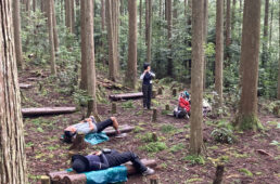 笛を吹く西浦さん