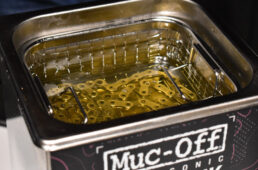 マックオフ超音波チェーン洗浄＆注油