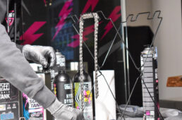 マックオフ超音波チェーン洗浄＆注油