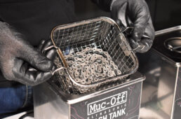 マックオフ超音波チェーン洗浄＆注油