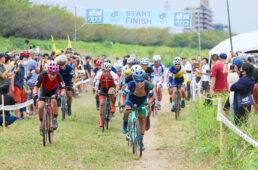 第3回シクロクロス最速店長＆社長選手権スタート