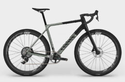 グレイルCF SLX 8 Di2