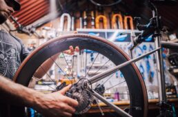 ピレリの冬のタイヤメンテナンス