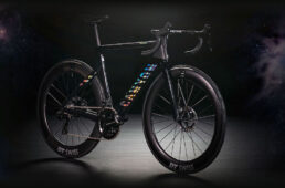 キャニオン・エアロード CFR COSMOS