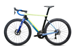 ポール・スミスエディションオストロヴァム