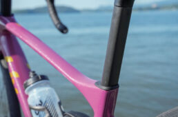 D型断面シートポスト