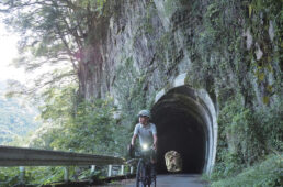 鉄道跡のトンネル