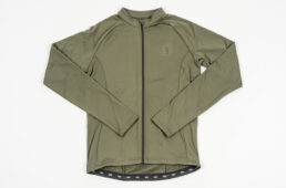 トランジションジャージ