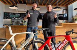 トレックが松田丈志をサポート