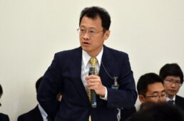 警察庁の太刀川浩一交通局長