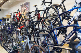 シミズサイクルサイクルスポーツ本館