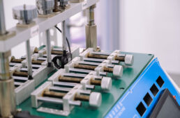 スイッチの耐久試験機