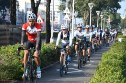 バイクレーンを走行