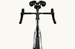 オストロVAMを後ろから