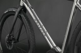 ダウンチューブ