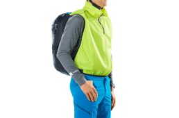 ウィンドベスト着用例