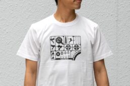 プラモTシャツ