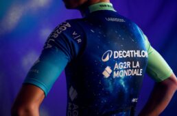 デカトロン　AG2R