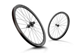 ジャイアント　SLR 0 40 DB フックレス ホイールシステム