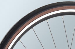 ジャイアント　エスケープ R ディスク／ドロップ