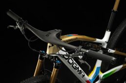 ピナレロ・ドグマ XC