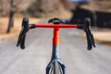 ステム一体型ハンドルICSカーボンエアロコックピットは、幅360
