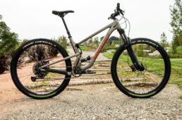 メスカルとバルゾーのUCIエディション