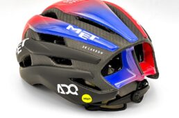 MET　UAEチーム エミレーツ／UAEチーム ADQエディション