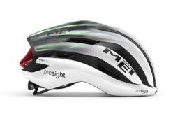 MET　UAEチーム エミレーツ／UAEチーム ADQエディション