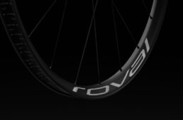 ロヴァール・コントロール・SL・チーム