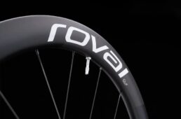 ロヴァール　ラピーデ CLX II チーム