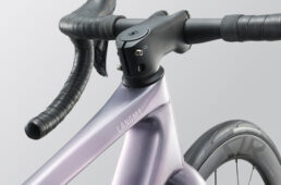CONTACT SLR AEROLIGHT STEM：クリーンな外観と高いメンテナンス性を