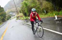 自転車協会　梅雨時期のロードバイクライド