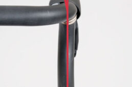 ノーマルハンドルに10度内向きのレバー