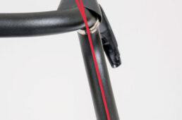 セミフレアハンドルに10度内向きのレバー