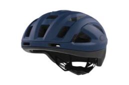 オークリー　カスタムアイウェア購入でヘルメットプレゼントキャンペーン