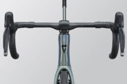 ジャイアントが2025早期モデル