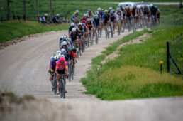 200マイルエリート男子カテゴリー