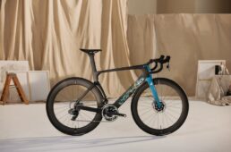 サーヴェロ　パリ五輪記念モデル