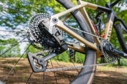 スラムレッドXPLR2024