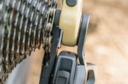 スラムレッドXPLR2024