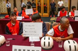 弓削高校の松野さんら