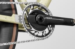 キャニオン・グレイル　新型スラムRED XPLR AXS