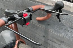 ライドオアシス　オーストリッチ用フロントバッグサポーター「FBS-3」