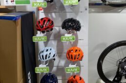 カスクのヘルメット