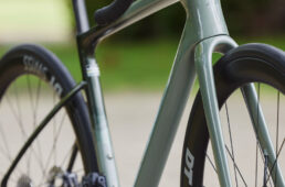 アンカーRE8のフレーム