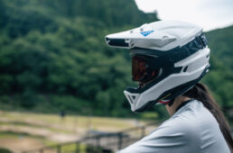 独自の衝撃吸収機構「M.E.D.S.」