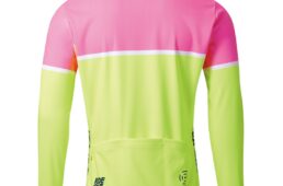 パールイズミ2024秋冬　プリント ジャージ