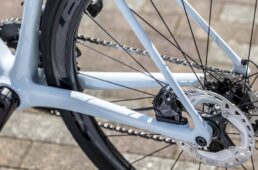 FRのチェーンステー