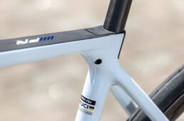 FRのシートクランプ